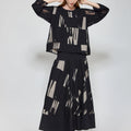 #color_ivory_black