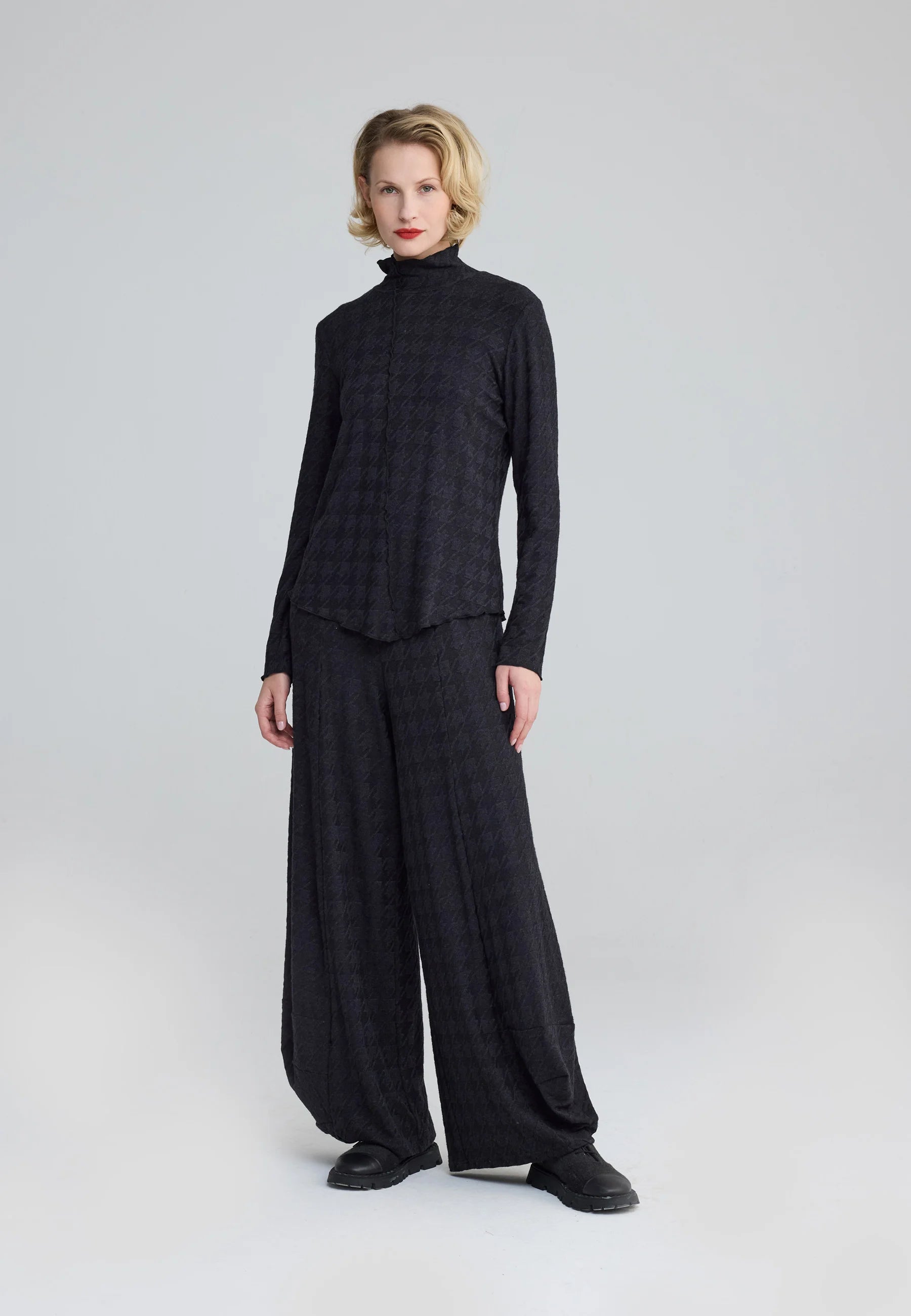 NEVARA Balloon pants – LUUKAA NEVARA Balloon pants – LUUKAA